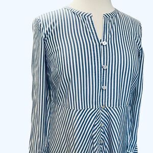 J Jill Blue & White Stripped Oxford Shirt  100% Rayon size XS